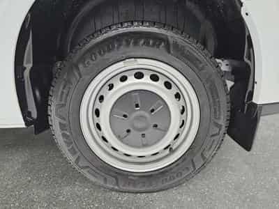 VW T6.1 2.0 TDI DSG 170 L2H1 (2025) - Foto 6