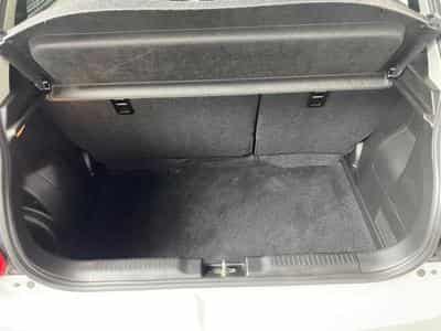 Suzuki Swift 1.0 essence (2018) - Photo 13