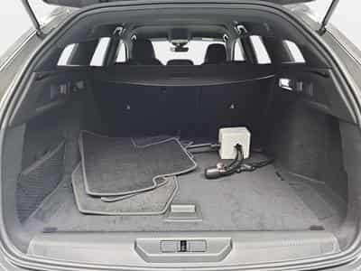 Peugeot 308 1.2 Hybrid e-DSC6 145 GT (2026) - Photo 14
