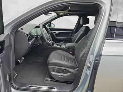 VW Touareg 3.0 TDI 210 kW 4Motion R-Line (2026) - Photo 9