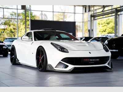 Ferrari F12 Berlinetta Berlinetta *Einzelstück *Carbon *Lift *22 * (2015) - Photo 2