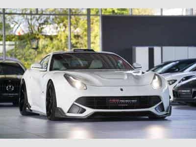 Ferrari F12 Berlinetta Berlinetta *Einzelstück *Carbon *Lift *22 * (2015) - Photo 6
