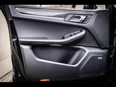 Porsche Macan II 3.0 S PDK (354 CH) – JET BLACK METALLIC (2020) - Photo 8