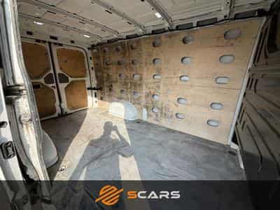 VW Crafter 2.0 Tdi 140cv L3H2 *Attache remorque (2019) - Foto 9