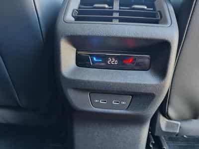 VW Tiguan 2.0 TDI DSG GPS CARPLAY CAMERA 360 SIEGES CHAUFFANTS VENTILE (2025) - Photo 10