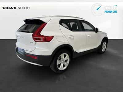 Volvo XC40 Core (2024) - Photo 2