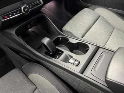 Volvo XC40 Core (2024) - Photo 8
