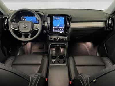 Volvo XC40 Core (2025) - Photo 7