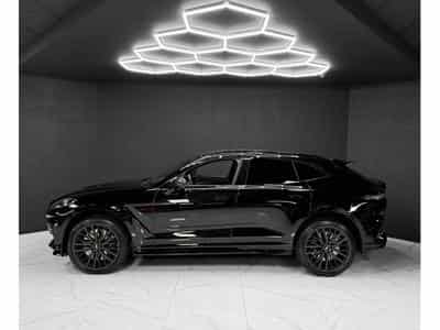 Aston-Martin DBX 707 (2022) - Foto 2