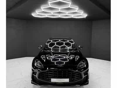 Aston-Martin DBX 707 (2022) - Foto 8