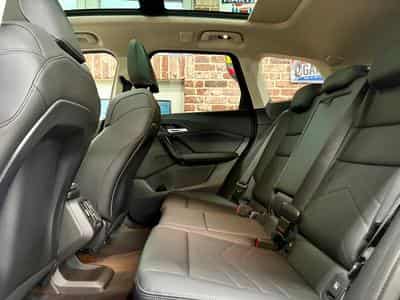 BMW X1 X1 18dA 2.0 150cv Auto sDrive AttRem/Nav/SiègCh (2024) - Photo 6