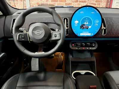 Mini Countryman Countryman Cooper 2.0 301cv Auto 4x4 JCW (2026) - Photo 4