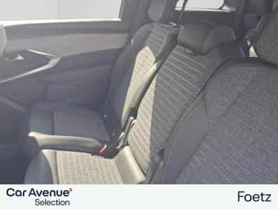 PEUGEOT 5008 Hybrid 136ch Allure e-DCS6 (2025) - Photo 9