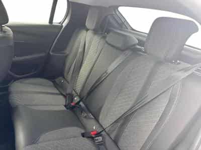 PEUGEOT 208 1.2 100ch S&S Allure (2025) - Foto 5
