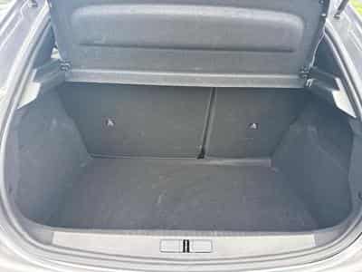 PEUGEOT 208 1.2 100ch S&S Allure (2025) - Foto 6