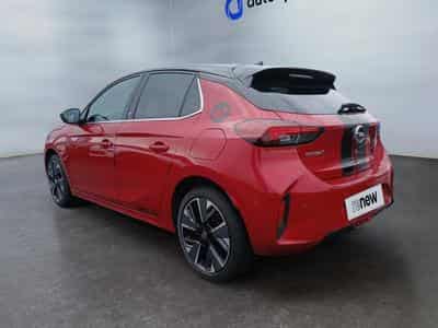 Opel Corsa 50 kWh GS Line (2023) - Foto 4
