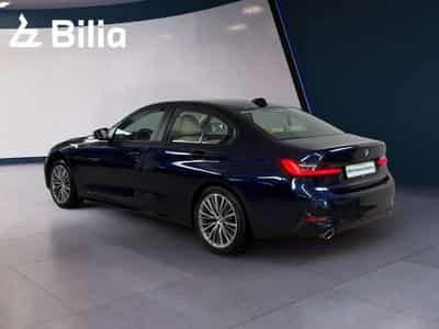 BMW 330 i Advantage (2020) - Photo 4