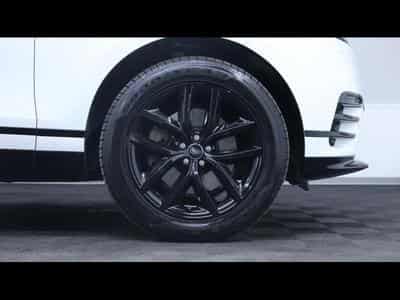 Land-Rover Range Rover Velar D200 Dynamic SE (2025) - Photo 10