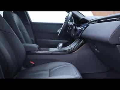 Land-Rover Range Rover Velar D200 Dynamic SE (2025) - Photo 11