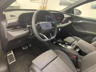 Audi Q6 e-tron S line 252 CH / 185 kW (2025) - Photo 4