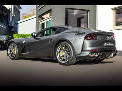 Ferrari 812 Superfast 6.5 V12 - GRIGIO SILVERSTONE 740 – FERRARI WARRANT (2020) - Foto 8