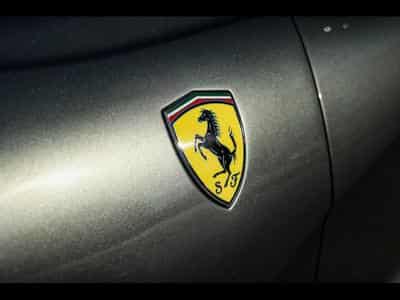 Ferrari 812 Superfast 6.5 V12 - GRIGIO SILVERSTONE 740 – FERRARI WARRANT (2020) - Foto 9