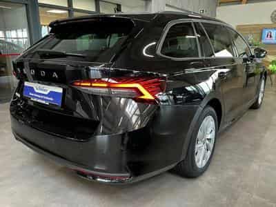 Skoda Octavia (2025) - Foto 4