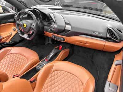 Ferrari 488 GTS POWER WARRANTY/F1/CARBON/LIFT/CARBON/20/LIFT/MALUS (2017) - Foto 6