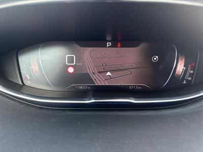 PEUGEOT 5008 2.0 BlueHDi 180ch S&S GT EAT8 (2022) - Photo 4