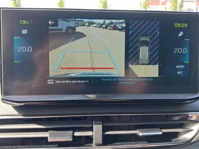 PEUGEOT 3008 HYBRID 225ch Allure Pack e-EAT8 (2022) - Photo 10