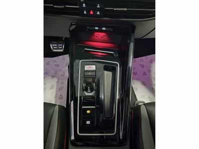 VW Golf GTI 2.0 TSI 300 CLUBSPORT BLACK STYLE HEAD UP HARMAN KARDON (2023) - Foto 11