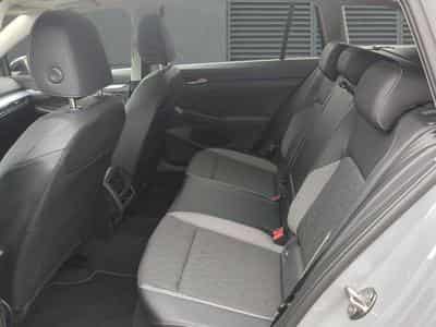 VW Golf Variant Goal (2025) - Photo 6