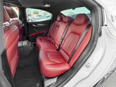 Maserati Ghibli 3.0 V6 S  Q4 Automatik/ Xénon/Camera/Carbonne/20/Leder/VOLL (2016) - Photo 13