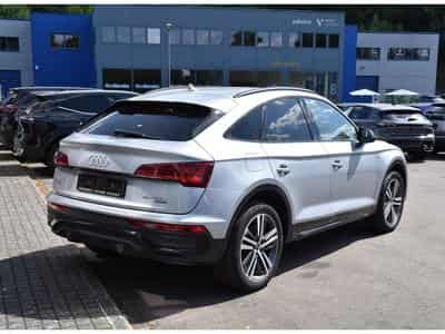 Audi Q5 Sportback 55 TFSIe Quattro S-Line S-Tronic (2021) - Foto 4