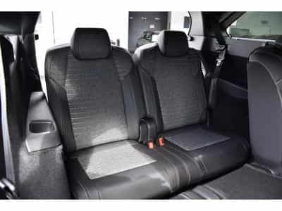 Peugeot 5008 Hybrid 145 Allure e-DCS6 ACC CAM360 JA19 NEUF (2026) - Foto 9
