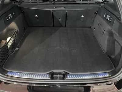 Mercedes GLC 300 2.0 d 4MATIC AMG Line (2025) - Photo 12