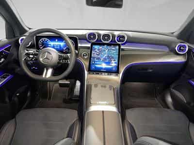 Mercedes GLC 300 2.0 d 4MATIC AMG Line (2025) - Photo 13