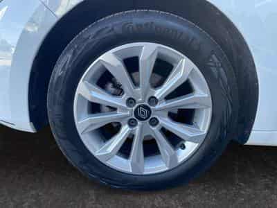 Renault Clio 1.0 TCe Evolution (2025) - Foto 10