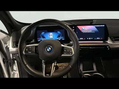 BMW iX1 iX1 (2024) - Foto 10