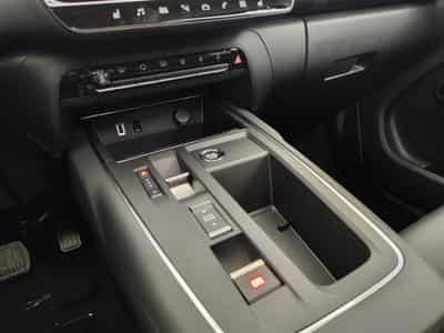 Citroen C5 Aircross 1.5 BlueHDi 130cv EAT8 MAX NAVI / FULL LED / TOIT PANO (2025) - Photo 13