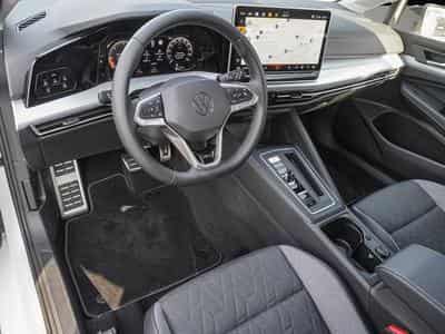 VW Golf (2025) - Photo 7