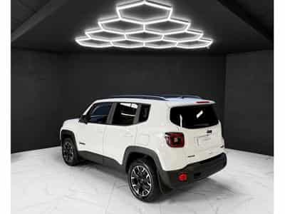 Jeep Renegade Trailhawk Plug-In-Hybrid 4xe (2023) - Photo 3