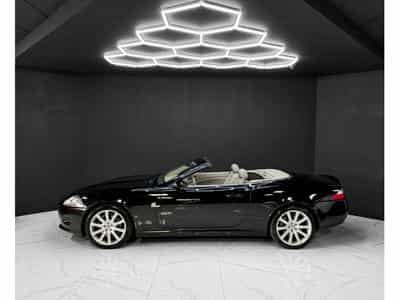 Jaguar XK 3.5 V8 Convertible (2009) - Photo 2