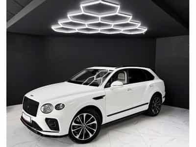 Bentley Bentayga 4.0 V8 S CARBON (2023) - Photo 1