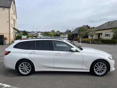 BMW 318 318d A G21 Touring - ACC - Keyless - Head up Display (2023) - Foto 4