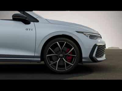 VW Golf (2025) - Photo 4