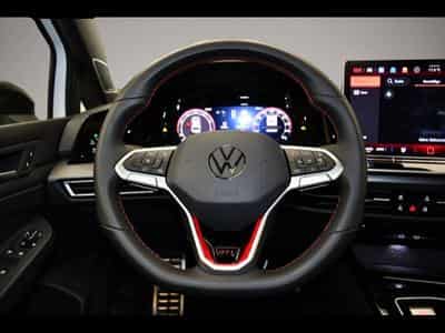 VW Golf (2025) - Photo 5