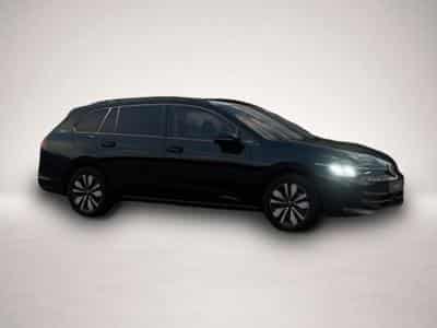 VW Golf (2025) - Photo 2