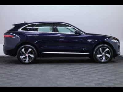 Jaguar F-Pace D165 R-Dynamic S AWD Auto (2021) - Photo 3
