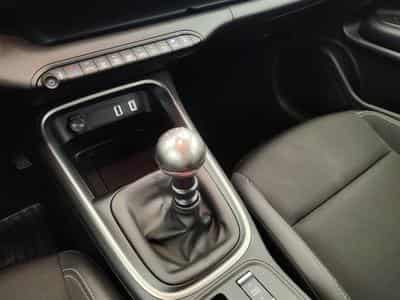 Jeep Avenger 1.2 Turbo 100cv Altitude (2025) - Photo 13